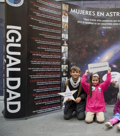 “¡La Astronomía mola!”