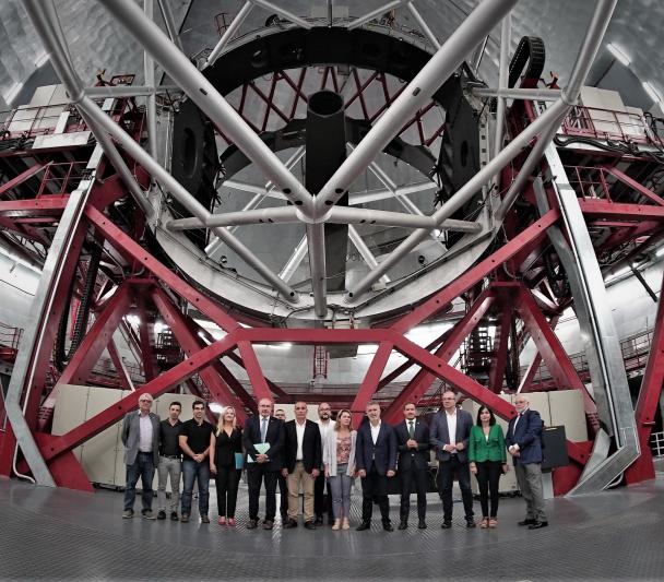 Representantes políticos de instituciones canarias visitan el Gran Telescopio Canarias (GTC) 