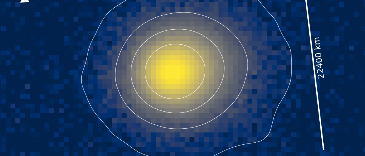 Imagen combinada del cometa interestelar 3I/ATLAS formada por 239 exposiciones de 50 segundos tomadas con el telescopio Two-meter Twin Telescope (TTT3) del Observatorio del Teide. 