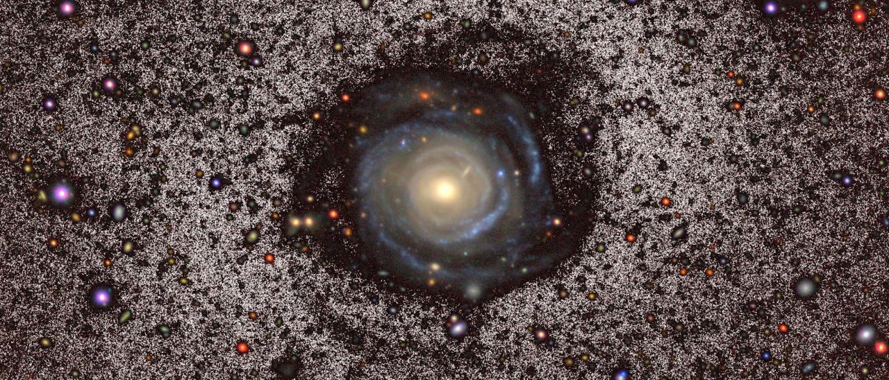 Deep optical image of the giant galaxy Malin 2