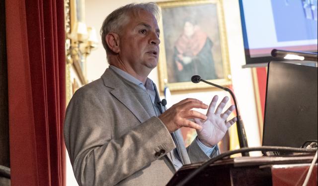 Jose Manuel Rodríguez Ramos durante su intervención en la RSEAPT.