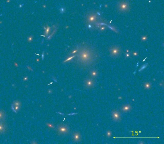 Hallan una de las galaxias más luminosas que se conocen