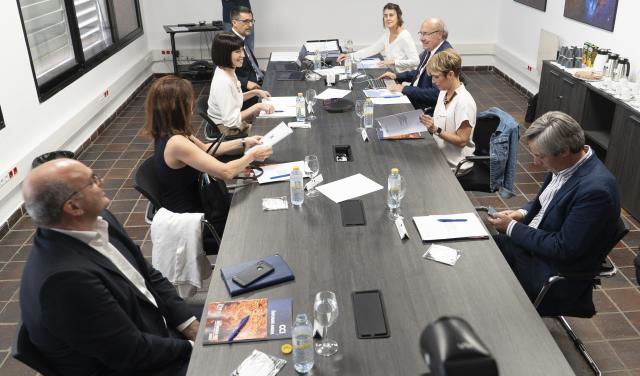 Attendees at the meeting of the Governing Council of the IAC