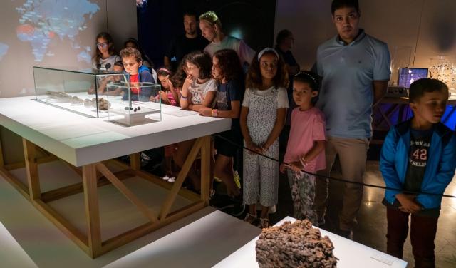 AMANAR en la exposición “Mira arriba”