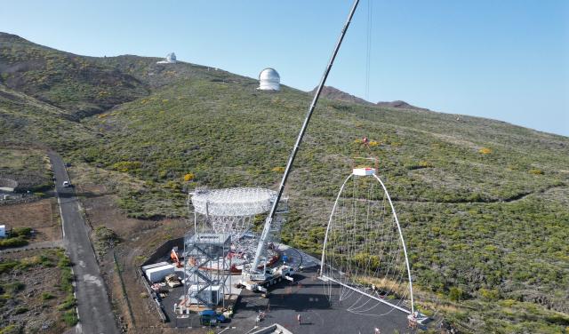 El LST-2 completa la instalación de su estructura de soporte 