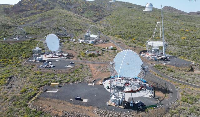 El LST-2 completa la instalación de su estructura de soporte 