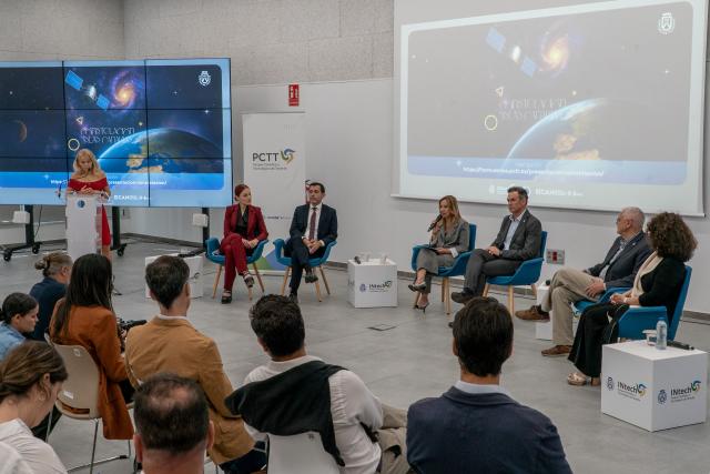 Presentación Satélite Constelación Islas Canarias