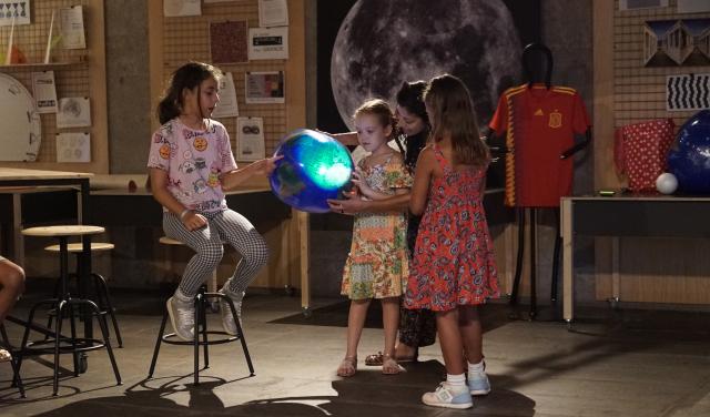 Actividades con niños y niñas saharauis en el MCC y el IAC