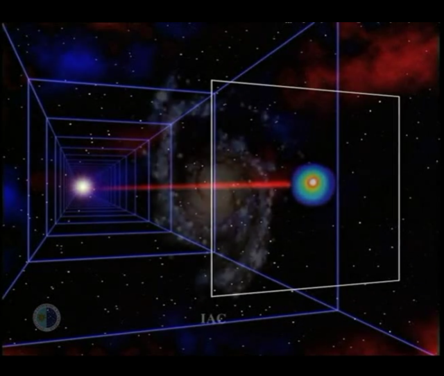 Effect of gravitational lens and formation of the Einstein cross