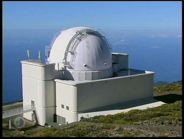 Teide and Roque de los Muchachos Observatories