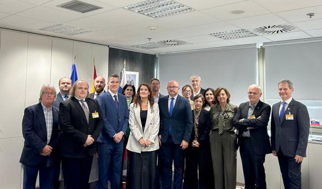 Participants at the meeting held at the Ministry of Science, Innovation and Universities.
