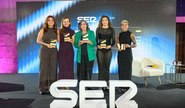 La Cadena SER en Canarias premia la carrera de la investigadora Cristina Ramos  La Cadena SER en Canarias premia la carrera de la investigadora Cristina Ramos