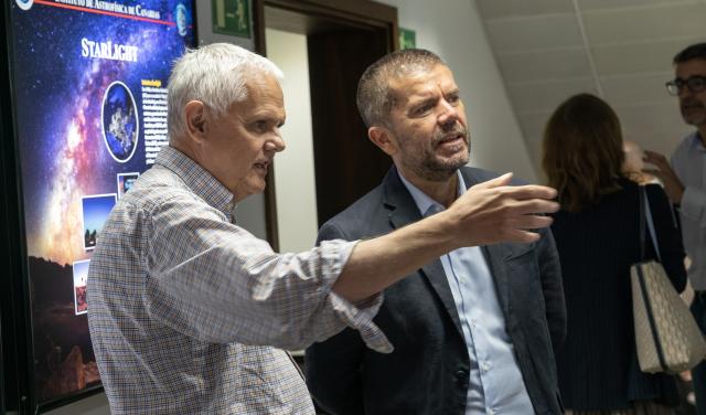 Valentín Martínez Pillet, director del IAC, y Francisco García, rector de la ULL, en la sede del IAC Valentín Martínez Pillet, director del IAC, y Francisco García, rector de la ULL, en la sede del IAC