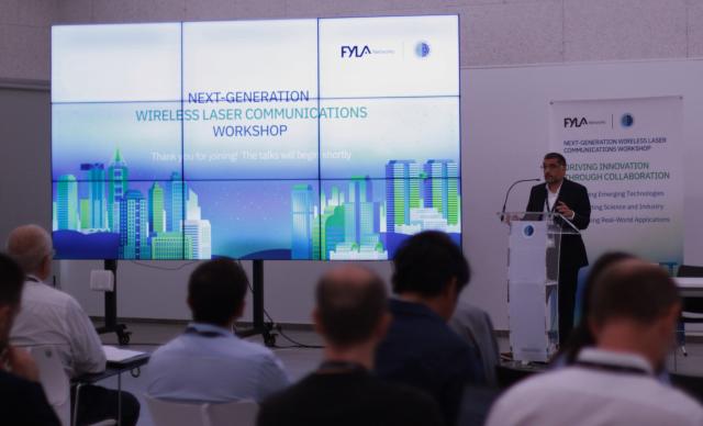 Charla de apertura del Next-Generation Wireless Laser Communications Workshop