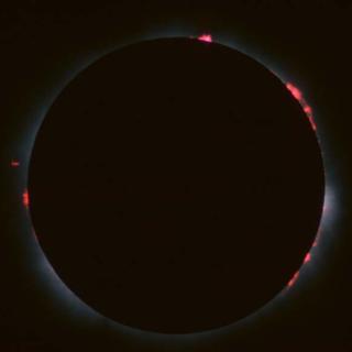 Imagen de un eclipse total de Sol / NASA