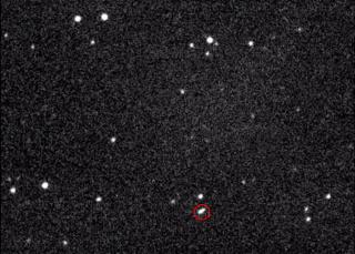 Fotograma de la secuencia de imágenes del asteroide 2004BL86 la madrugada del día 26 de Enero de 2015 (3:00 – 3:08 UT), tomadas desde el telescopio TAD (Observatorio del Teide, Instituto de Astrofísica de Canarias). Secuencia completa en: http://youtu.be/4ib4uQ6oo-E Fotograma de la secuencia de imágenes del asteroide 2004BL86 la madrugada del día 26 de Enero de 2015 (3:00 – 3:08 UT), tomadas desde el telescopio TAD (Observatorio del Teide, Instituto de Astrofísica de Canarias). Secuencia completa en: http://youtu.be/4ib4uQ6oo-E