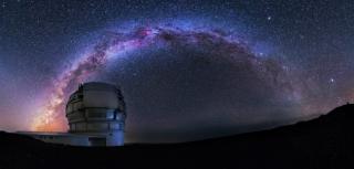 Vía Láctea sobre el Gran Telescopio Canarias. Crédito: Daniel López / IAC. Vía Láctea sobre el Gran Telescopio Canarias. Crédito: Daniel López / IAC.