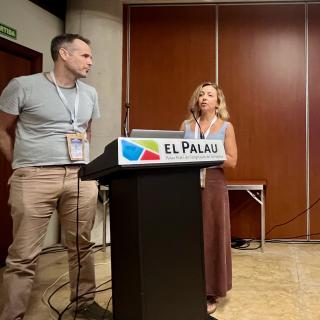 Arianna Di Cintio, a researcher at the IAC and lecturer at the ULL, alongside José Oñorbe from Seville, a researcher and lecturer at the University, during the symposium ‘Computational Galaxy Formation & Large-Scale Structures’ 