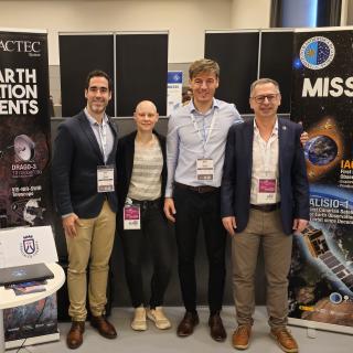 El equipo de IACTEC Espacio presenta sus proyectos en el foro internacional SSSIF El equipo de IACTEC Espacio presenta sus proyectos en el foro internacional SSSIF