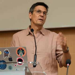 Didier Queloz during his lecture in the IAC Aula Didier Queloz during his lecture in the IAC Aula