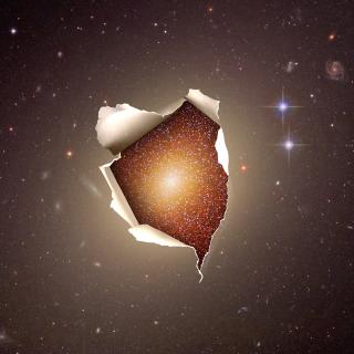 Pequeña fracción de estréllas jóvenes y azules en una galaxia elíptica. Impresión artística del descubrimiento de una pequeña fracción de estréllas jóvenes y azules en una galaxia elíptica con su mayoría de estrellas viejas y rojas. Se ha diseñado con una imagen de la NASA, ESA y The Hubble Heritage Team (STScI/AURA), con recurso de vectorpocket (Freepik). Crédito: Gabriel Pérez Díaz, SMM (IAC).