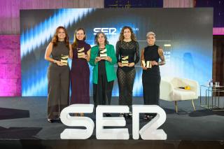 La Cadena SER en Canarias premia la carrera de la investigadora Cristina Ramos  La Cadena SER en Canarias premia la carrera de la investigadora Cristina Ramos