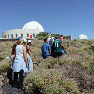 Un grupo de internos del Centro Penitenciario de Tenerife conoce in situ la labor del Observatorio del Teide