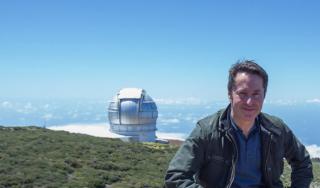 Ignacio Cirac at the Roque de los Muchachos Observatory (Garafía, La Palma) and the GTC behind him. Credit: Daniel López/IAC. Ignacio Cirac at the Roque de los Muchachos Observatory (Garafía, La Palma) and the GTC behind him. Credit: Daniel López/IAC.
