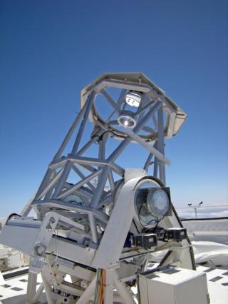 Telescopio solar GREGOR en el Observatorio del Teide del IAC, Tenerife. Crédito: Kiepenheuer-Institut für Sonnenphysik (KIS). 8185