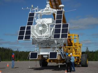 Preparativos para el lanzamiento del Telescopio solar SUNRISE, liderado por el MPS Max Planck de Sistema Solar (Lindau, Alemania) y en el que participan KIS (Friburgo, Alemania) y HAO (Boulder, EEUU).Créditos: equipo IMaX (Imaging Magnetograph eXperiment) 8222