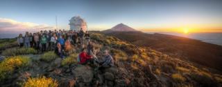 Sunset over the Teide Observatory with the winners of the competition "Canarians under the same sky". Credit: Daniel López, /IAC Sunset over the Teide Observatory with the winners of the competition "Canarians under the same sky". Credit: Daniel López, /IAC