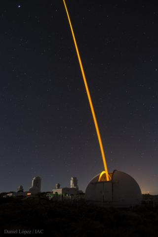Primera campaña de observación con la Unidad de Estrella Guía Láser ESO Wendelstein en el Observatorio del Teide, en Tenerife. Imagen tomada la noche del 26 al 27 de febrero de 2015. Créditos: Daniel López / IAC. 8320