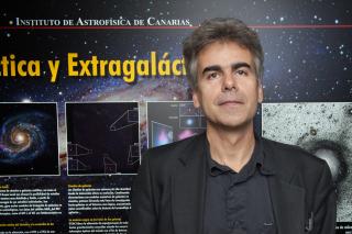 Jean-Luc Starck, Senior scientist at the Institute of Research into the Fundamental Laws of the Universe (CEA-Saclay), France, and one of the lecturers at the Winter School of the Astrophysics Institute of the Canaries (IAC) about Bayesian methods. Credi Jean-Luc Starck, Senior scientist at the Institute of Research into the Fundamental Laws of the Universe (CEA-Saclay), France, and one of the lecturers at the Winter School of the Astrophysics Institute of the Canaries (IAC) about Bayesian methods. Credi