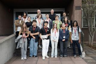 Estudiantes y profesores del IES Viera y Clavijo junto con personal del IAC antes de comenzar la visita. / Crédito: Inés Bonet (IAC).
